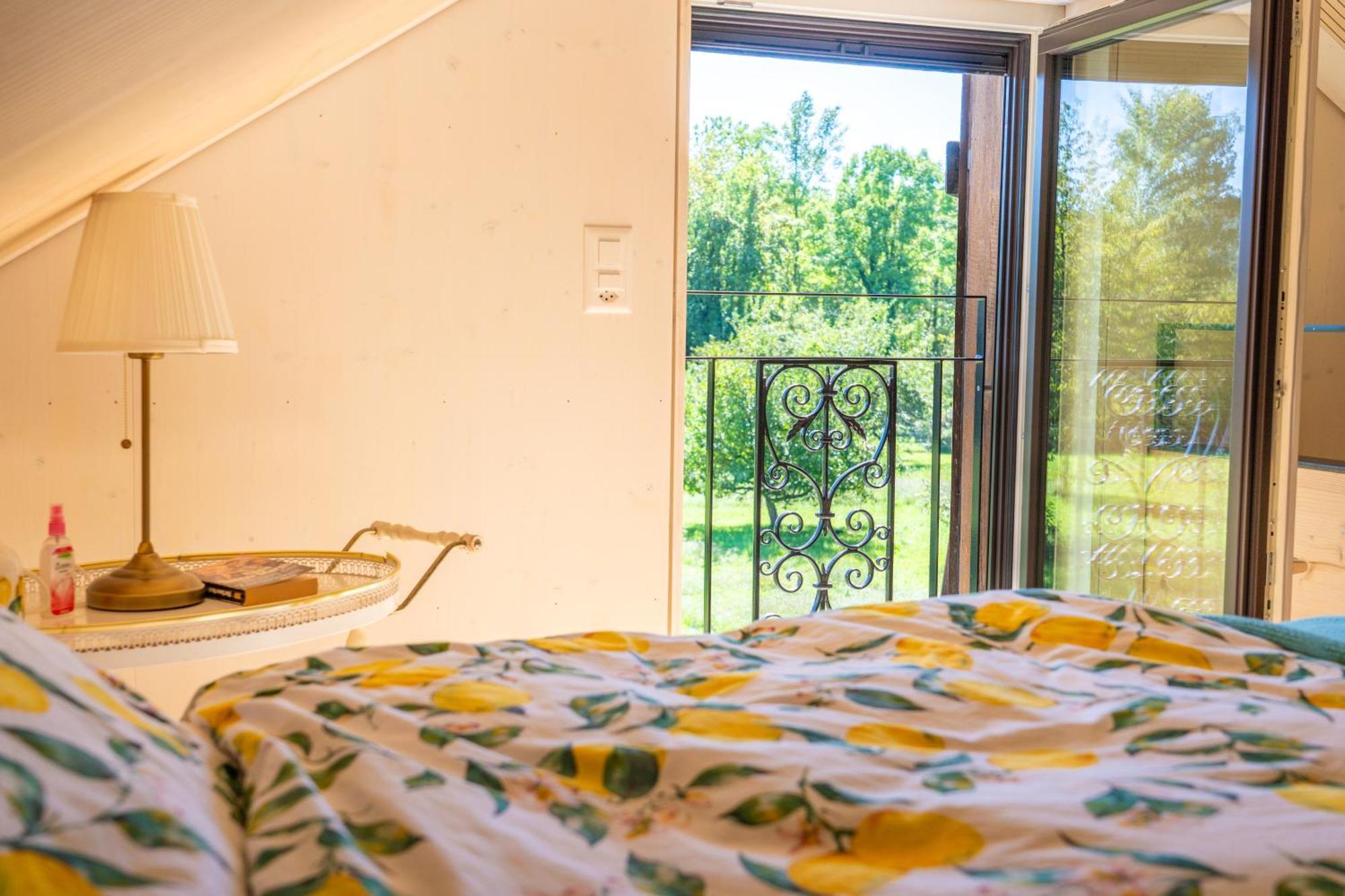 Tiny House Chez Claudine - Relaxen, Workspace, Naehe Thermen, Netflix, Free Parking & Wifi Brugg  Zewnętrze zdjęcie