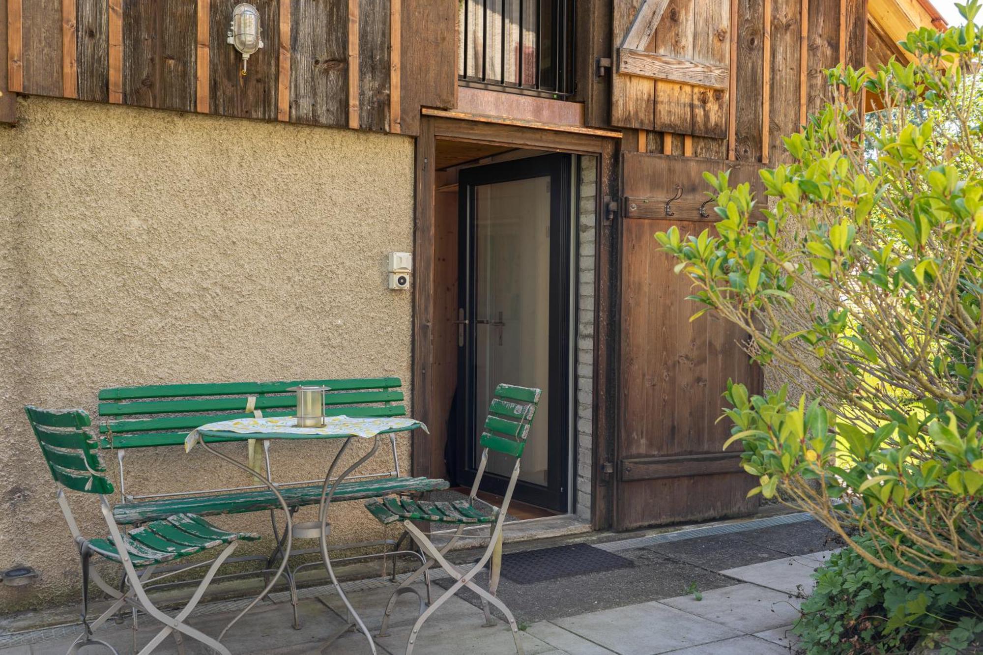 Tiny House Chez Claudine - Relaxen, Workspace, Naehe Thermen, Netflix, Free Parking & Wifi Brugg  Zewnętrze zdjęcie