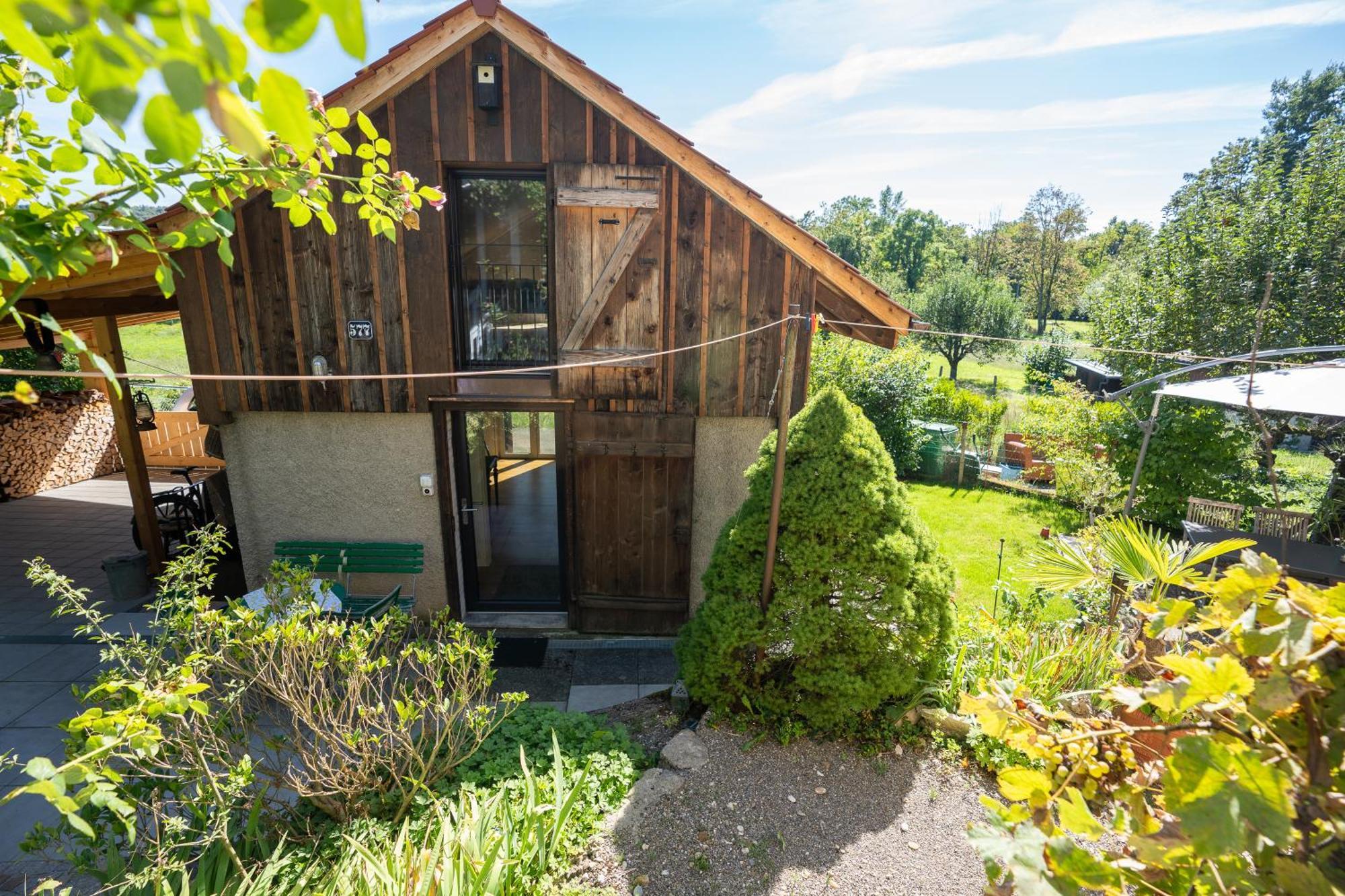 Tiny House Chez Claudine - Relaxen, Workspace, Naehe Thermen, Netflix, Free Parking & Wifi Brugg  Zewnętrze zdjęcie